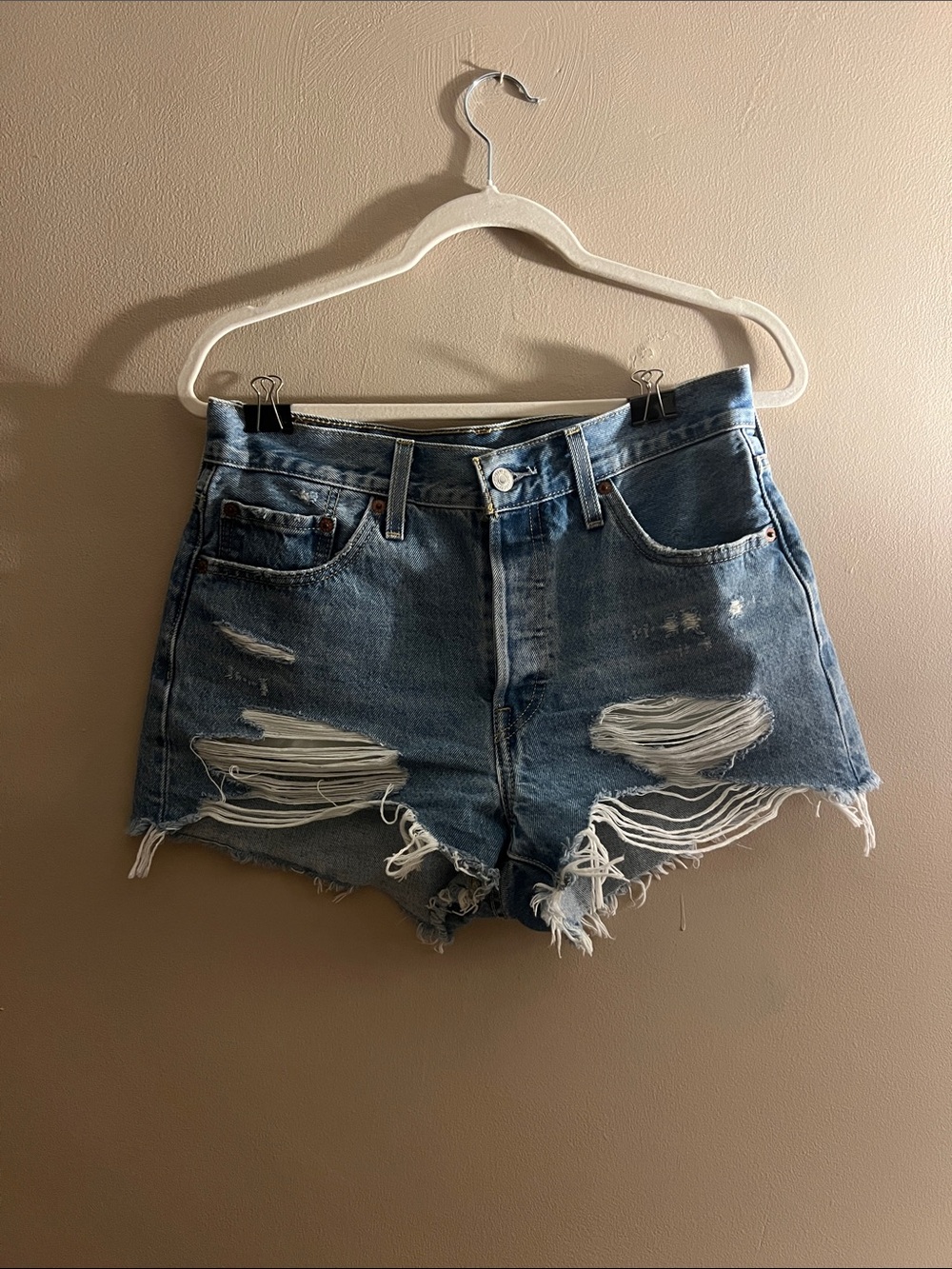 Levi's 501 Distressed Light Blue Denim Cutoff Shorts - Picture 1 of 3